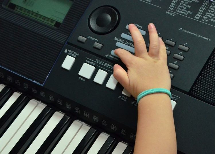 Buying the Right Keyboards for Beginners