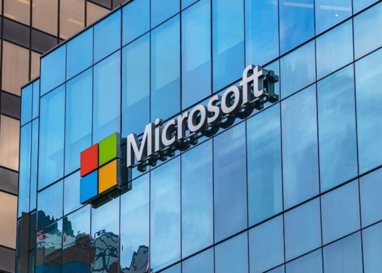 Microsoft Dynamics 365 partner portals help businesses manage vendors and comply with contracts.