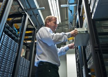 Key Advantages of Dedicated Web Server Hosting