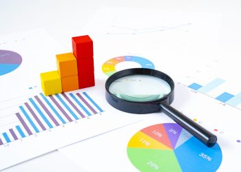 Market Research Best Practices: 4 Tips to Stay Ahead of the Competition