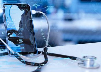 Telehealth Meets IoT: How Connected Devices Improve Patient Monitoring