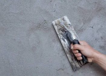 Chemical vs. Cementitious: Finding the Right Waterproofing Solutions for High-Moisture Environments